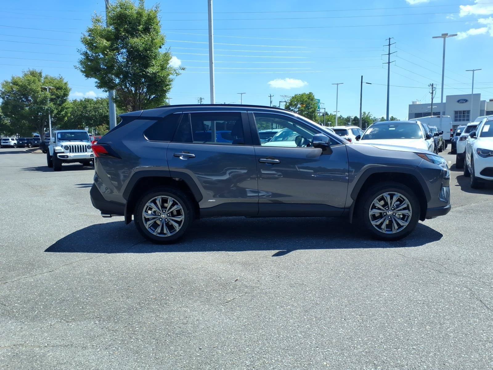 Used 2025 Toyota RAV4 XLE Premium w/ Weather Package AWD/4WD image 12