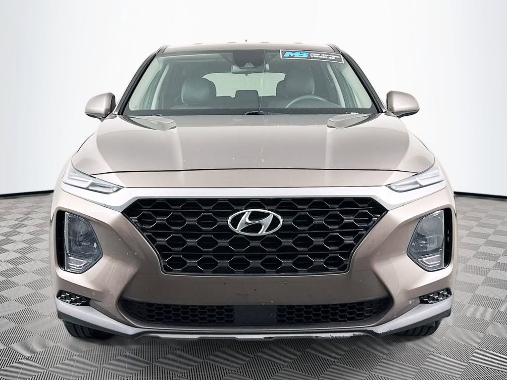 Used 2019 Hyundai Santa Fe SE image 2