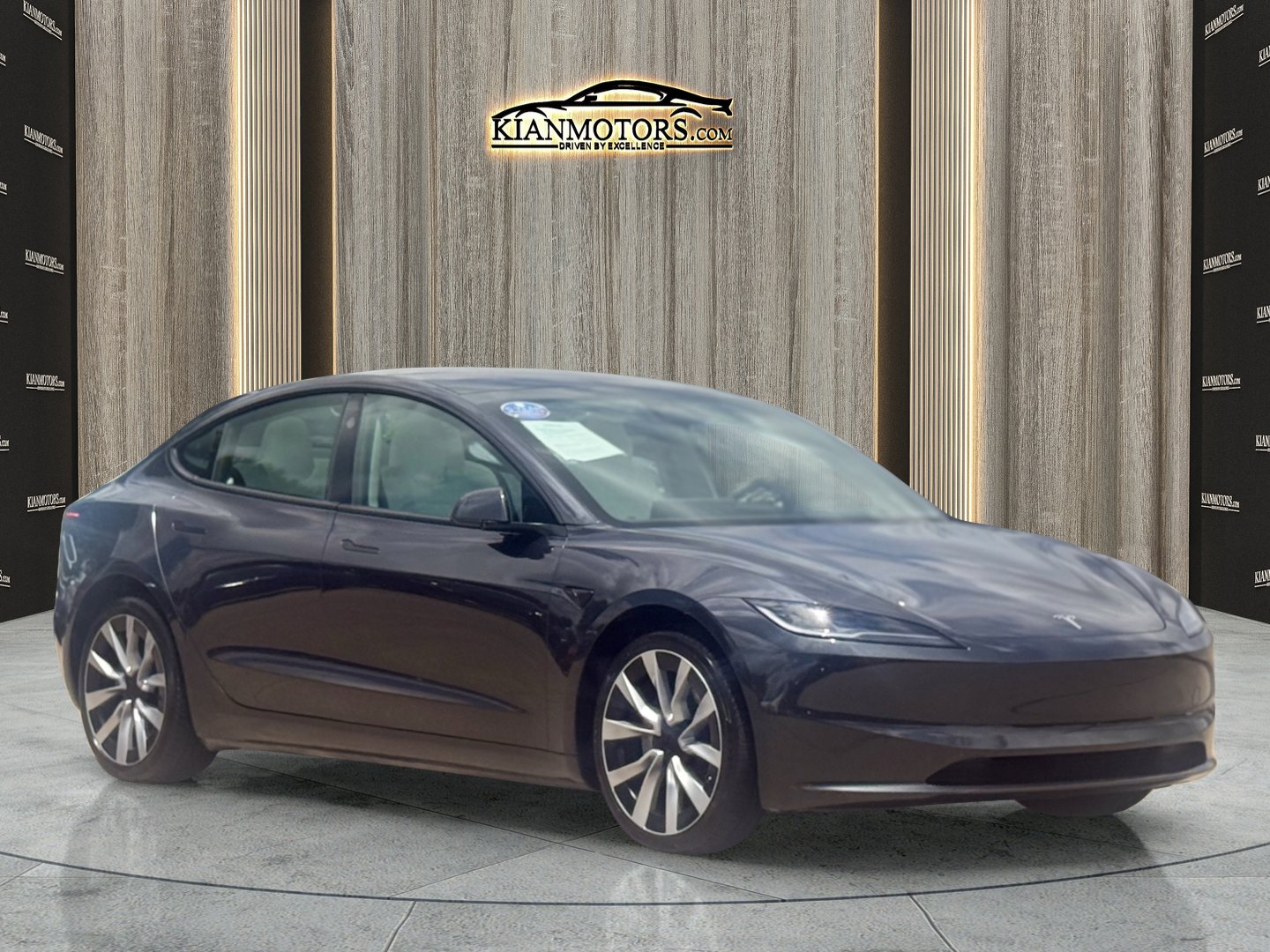 Used 2024 Tesla Model 3 Long Range RWD image 1