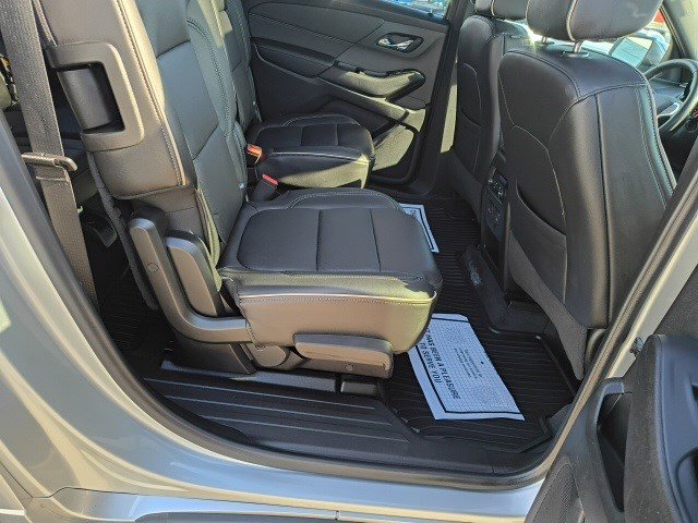 Used 2022 Chevrolet Traverse Premier image 19