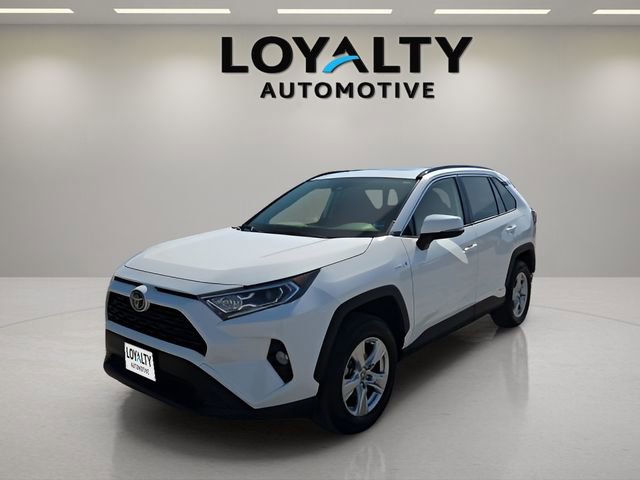 Used 2021 Toyota RAV4 XLE w/ Convenience Package