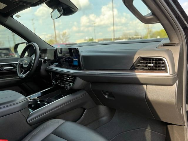 Used 2025 Chevrolet Tahoe LT AWD/4WD image 21