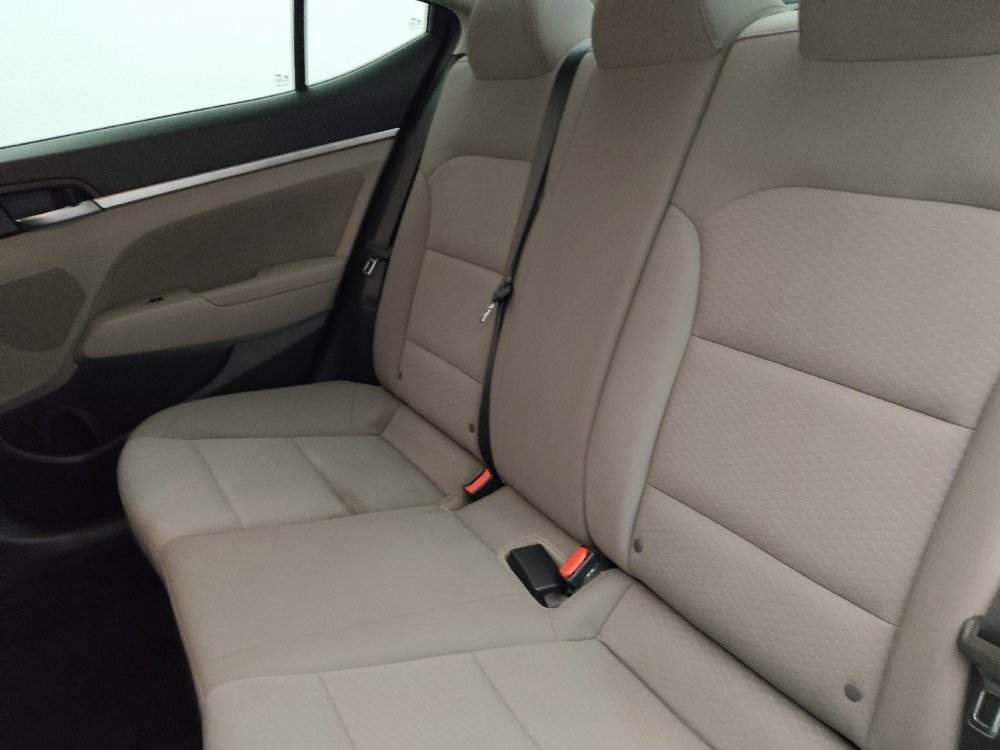 Used 2020 Hyundai Elantra SEL FWD image 18