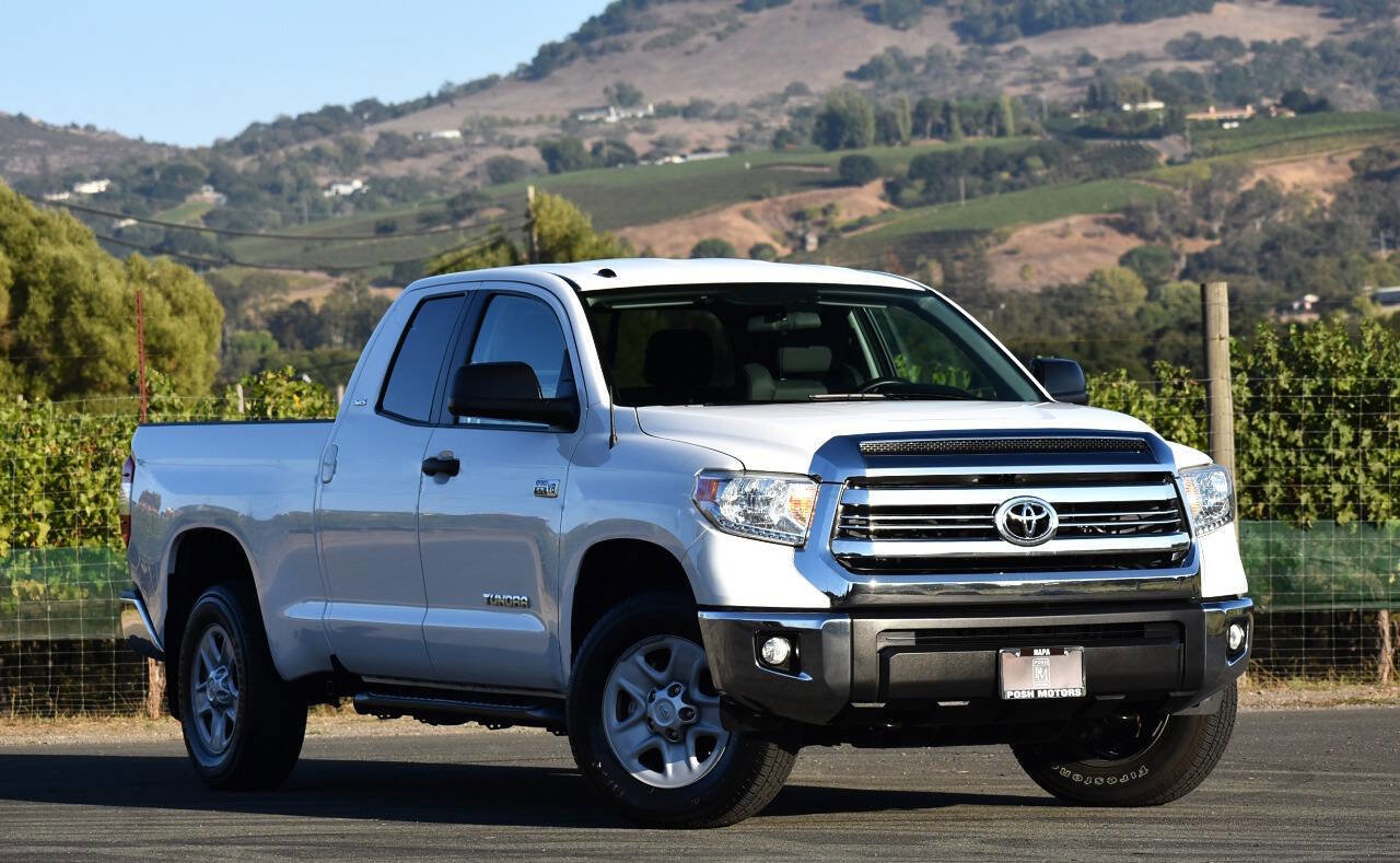 Used 2017 Toyota Tundra SR5 image 2