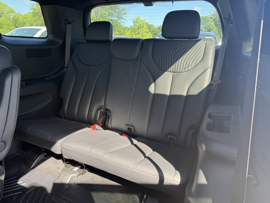 Used 2024 Hyundai Palisade Calligraphy FWD image 18