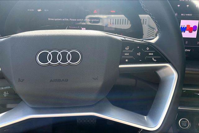 Used 2025 Audi Q5 Premium w/ Convenience Package AWD/4WD image 12