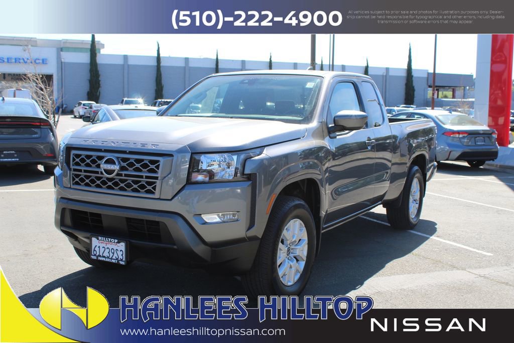 Used 2023 Nissan Frontier SV w/ SV Convenience Package image 3
