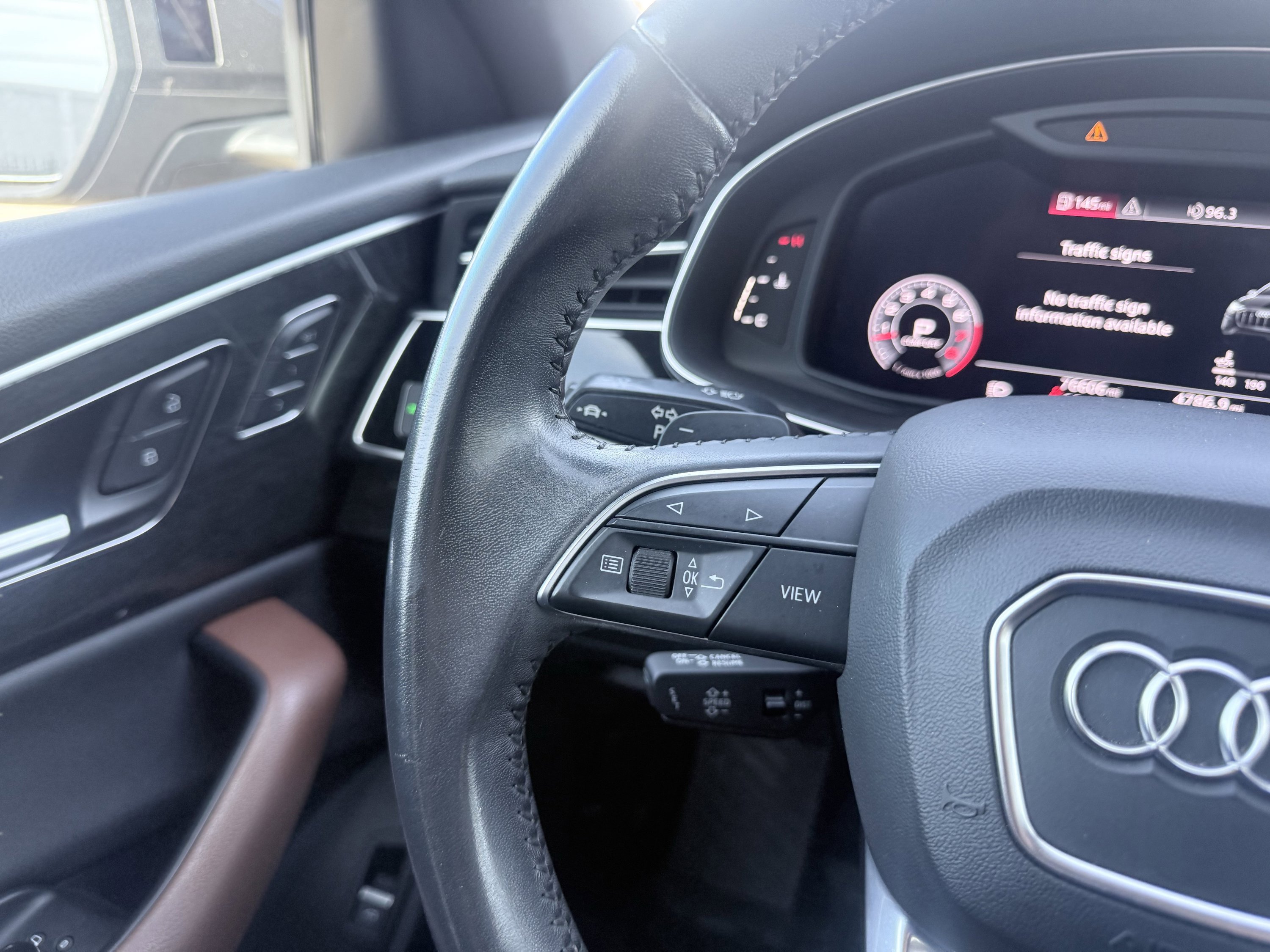 Used 2019 Audi Q8 Premium Plus w/ Premium Plus image 66