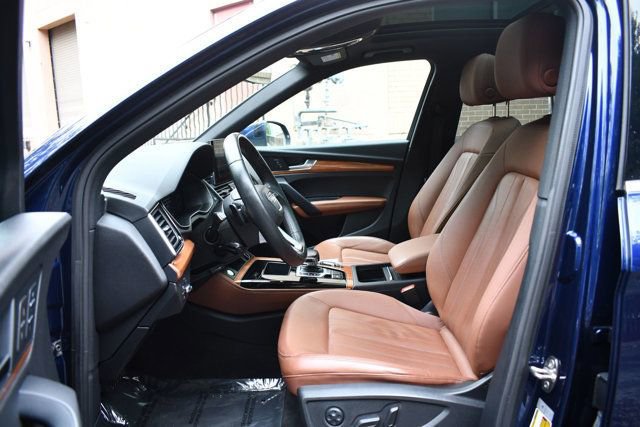 Used 2021 Audi Q5 2.0T Premium Plus w/ Premium Plus Package image 22
