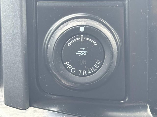 Used 2021 Ford F150 Lariat w/ Equipment Group 502A High image 37