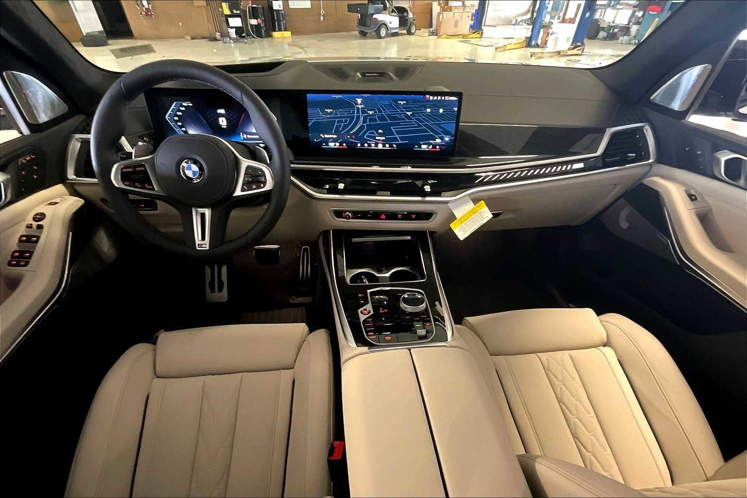 New 2026 BMW X7 M60i image 5