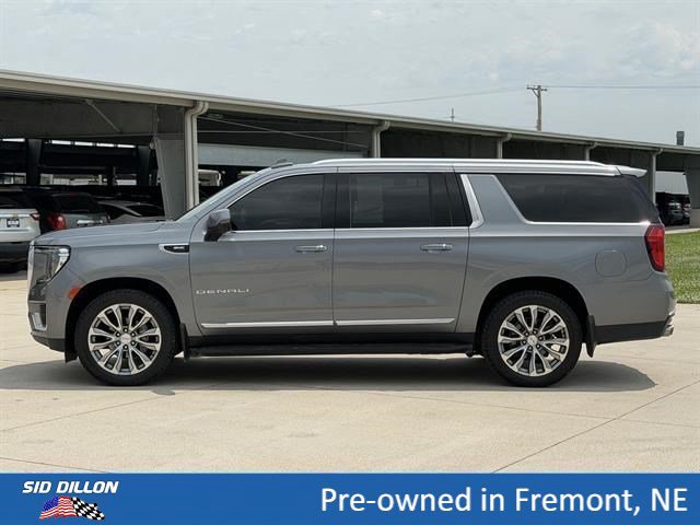 Certified 2021 GMC Yukon XL Denali w/ Advanced Technology Package AWD/4WD image 9