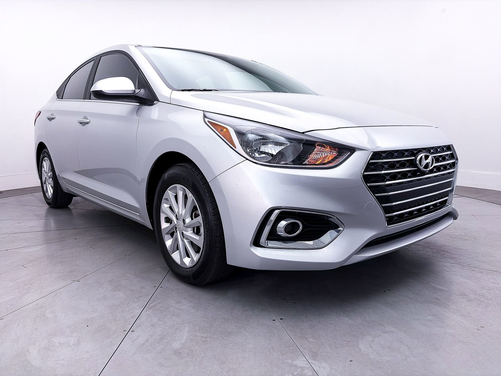 Used 2021 Hyundai Accent SEL FWD image 8