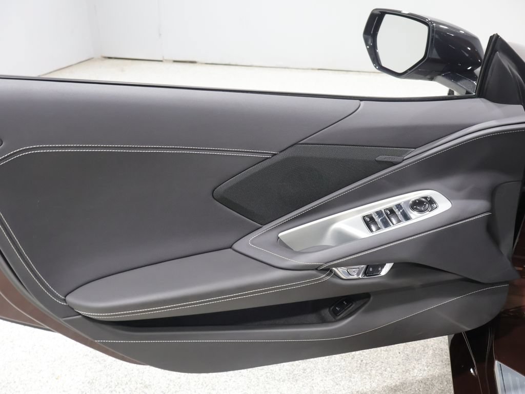 Used 2023 Chevrolet Corvette Stingray Convertible w/ Z51 Performance Package RWD image 23