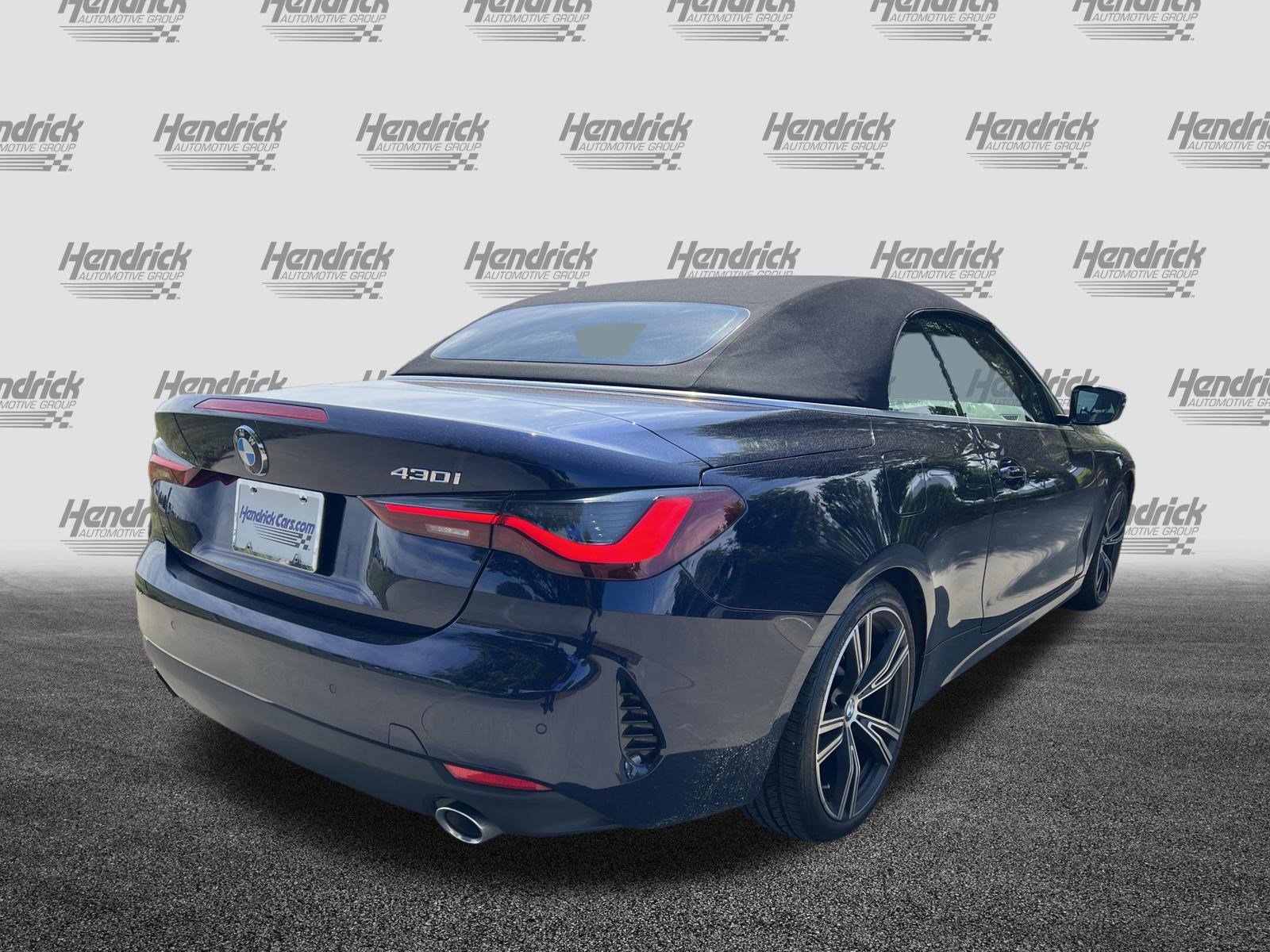 Used 2023 BMW 430i Convertible w/ Premium Package RWD image 11