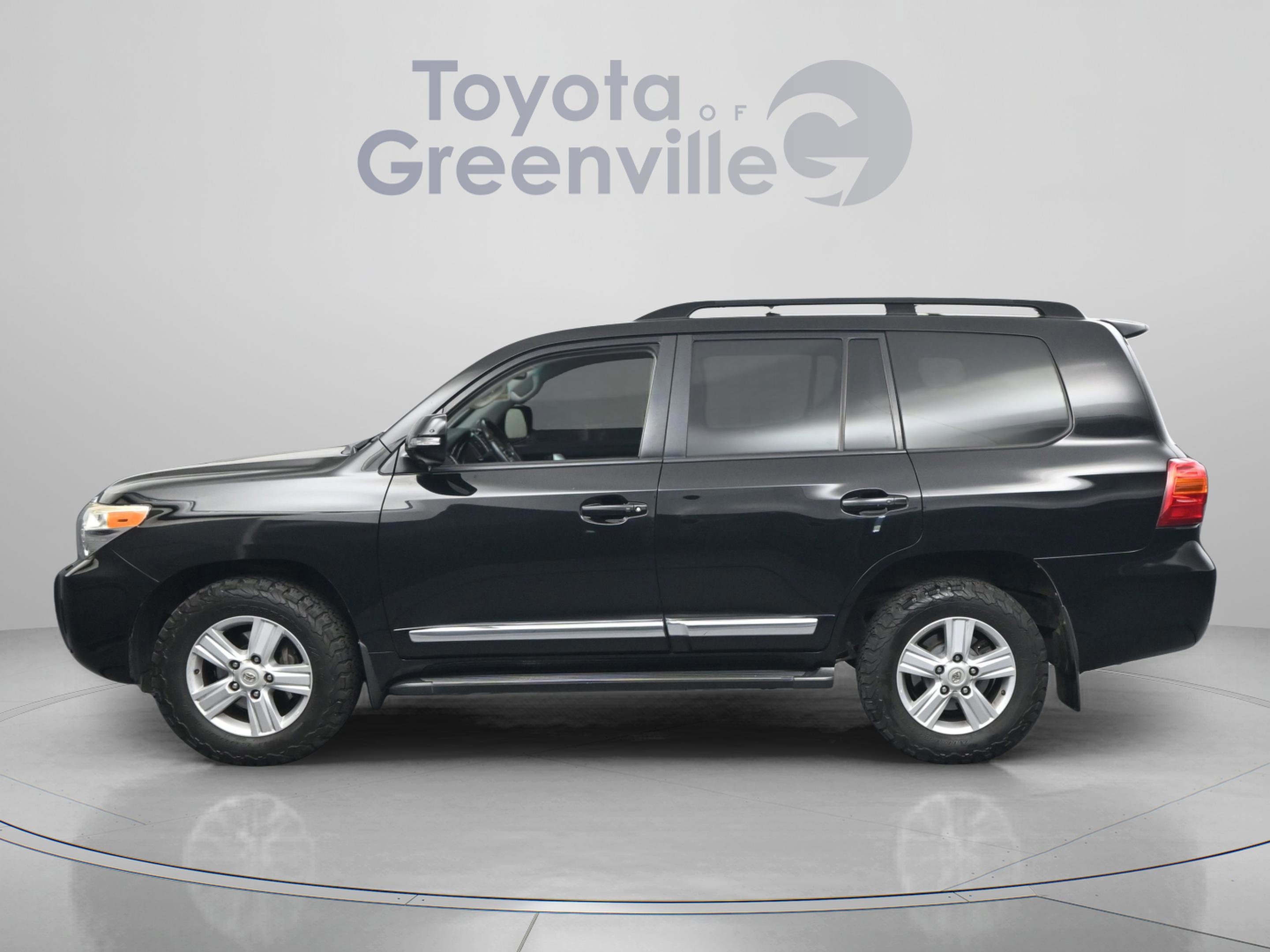 Used 2014 Toyota Land Cruiser AWD/4WD image 5