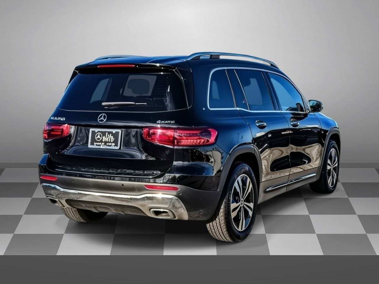 New 2026 Mercedes-Benz GLB 250 4MATIC image 6