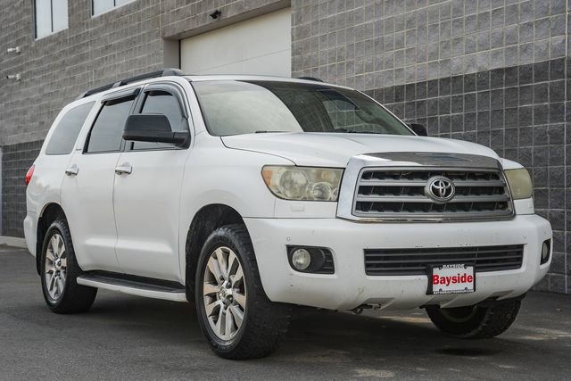 Used 2010 Toyota Sequoia Limited image 2