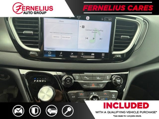 Used 2026 Chrysler Voyager LX FWD image 10