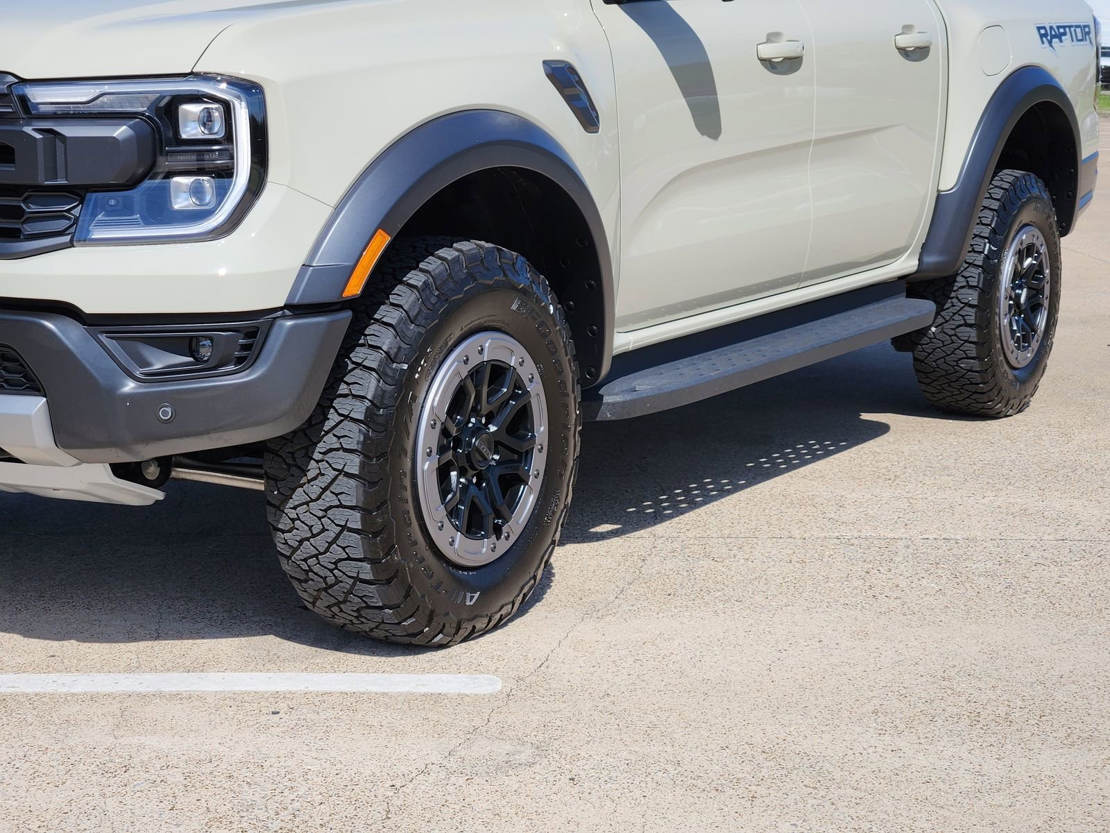 Used 2025 Ford Ranger Raptor AWD/4WD image 12