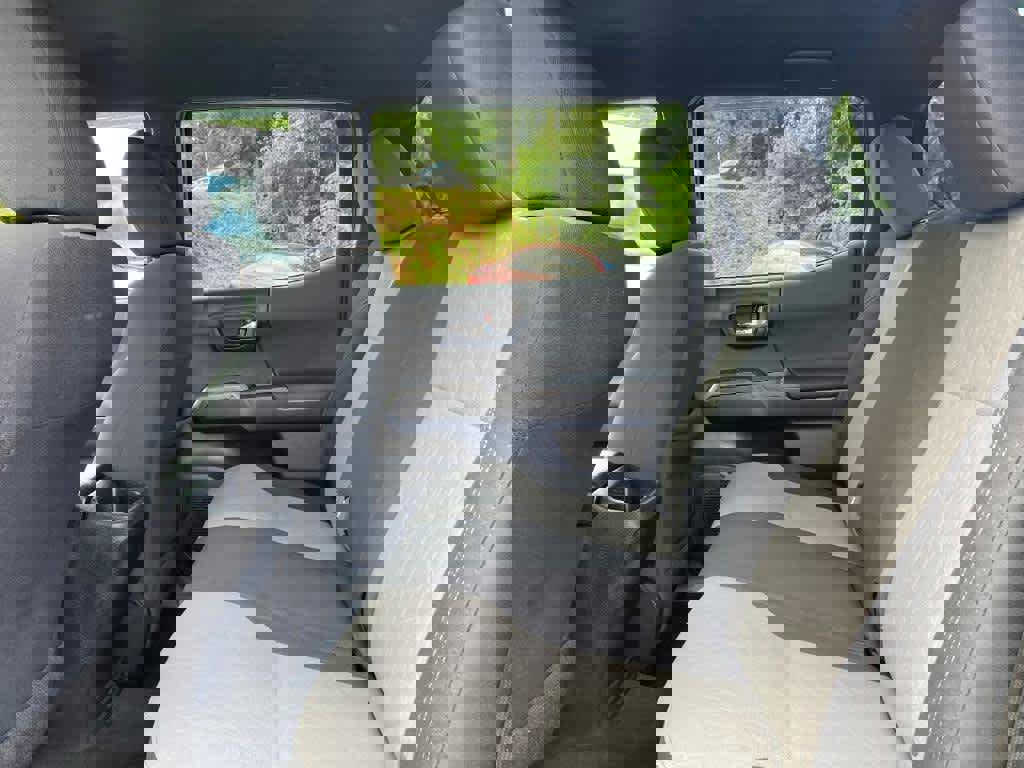 Used 2020 Toyota Tacoma TRD Sport w/ Technology Package image 23