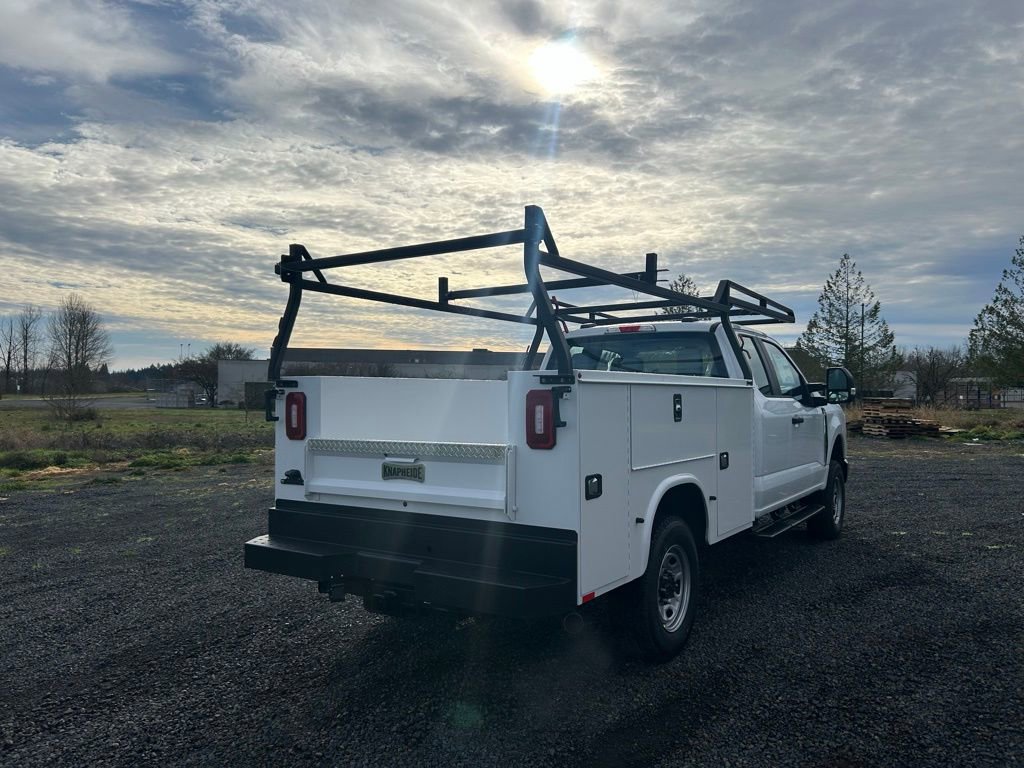 New 2026 Ford F250 XL w/ XL Chrome Package image 3