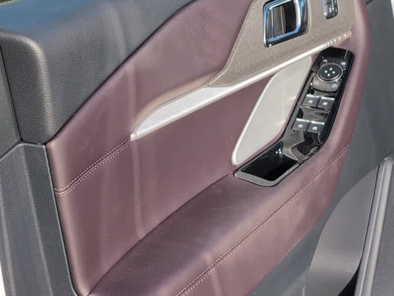 New 2025 Ford Explorer Platinum image 6