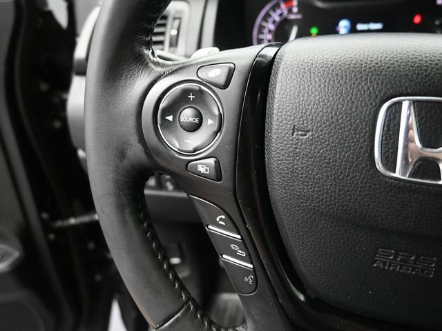 Used 2016 Honda Pilot Touring image 30