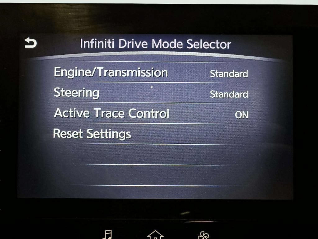 Used 2019 INFINITI Q50 Signature Edition w/ Cargo Package (L96) AWD/4WD image 40