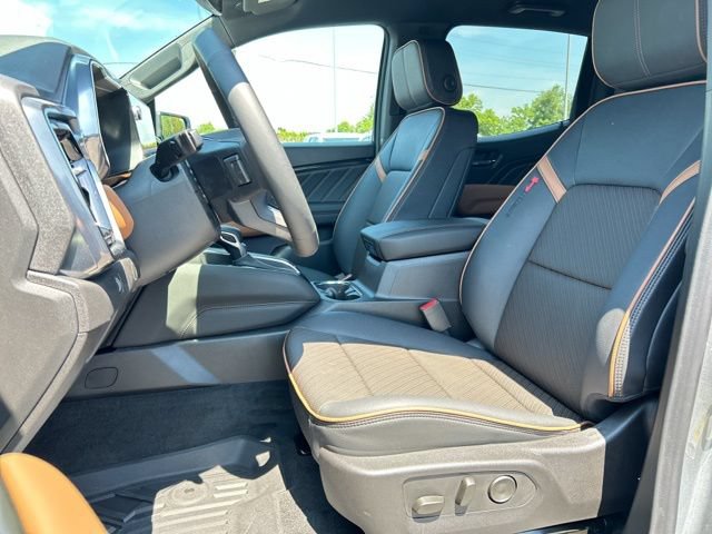 New 2026 GMC Canyon AT4 w/ AT4 Premium Package AWD/4WD image 25