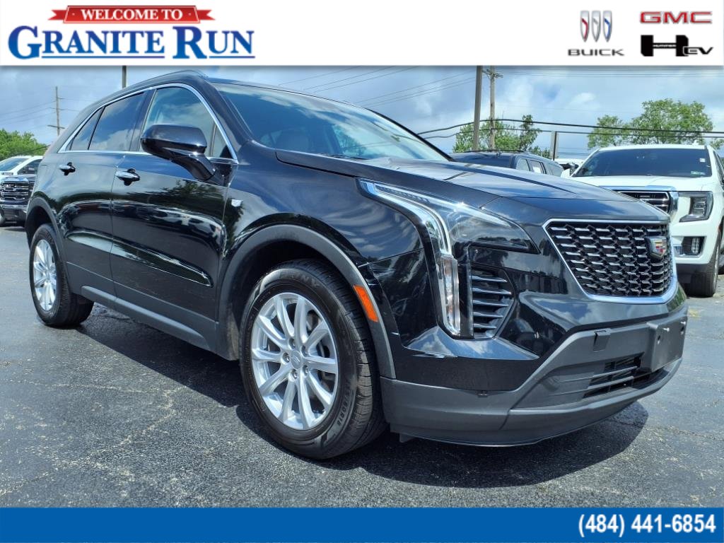 Used 2022 Cadillac XT4 Luxury w/ Cold Weather Package