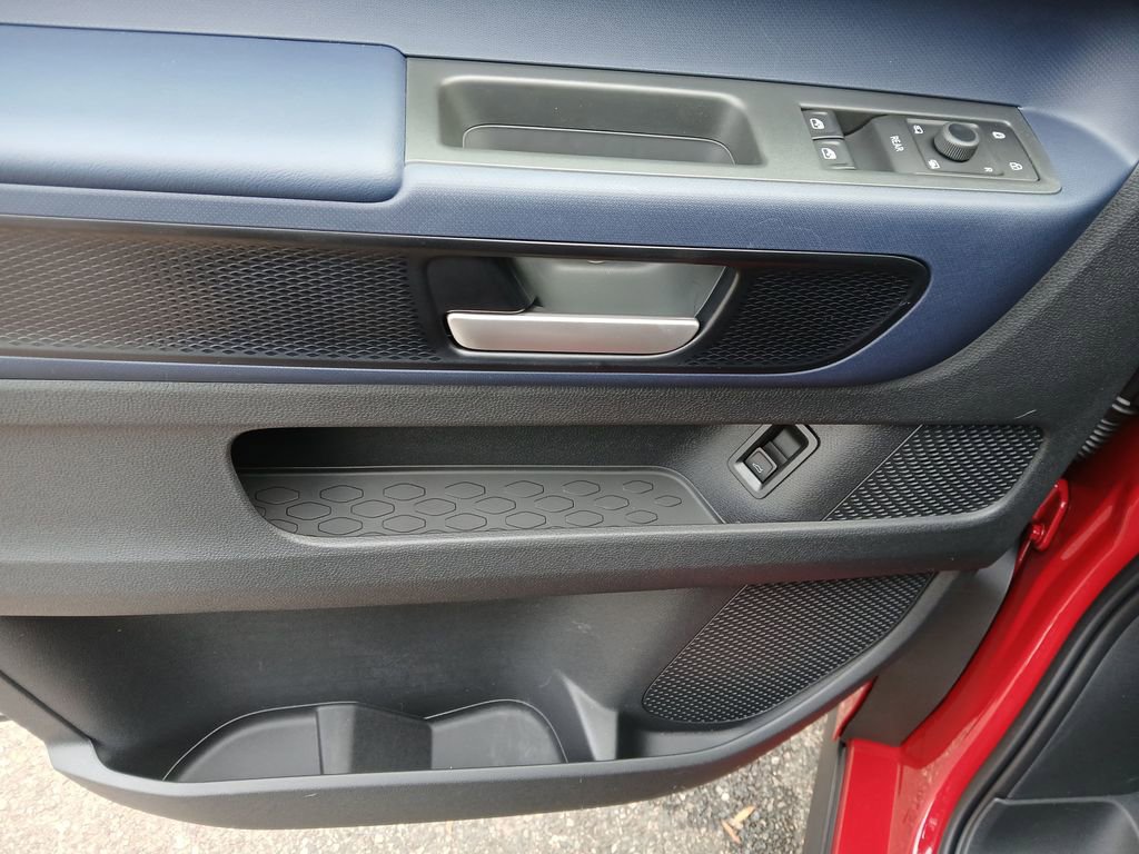 New 2025 Volkswagen ID. Buzz Pro S Plus AWD/4WD image 11