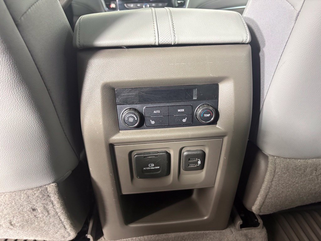 Used 2020 Chevrolet Traverse Premier AWD/4WD image 51