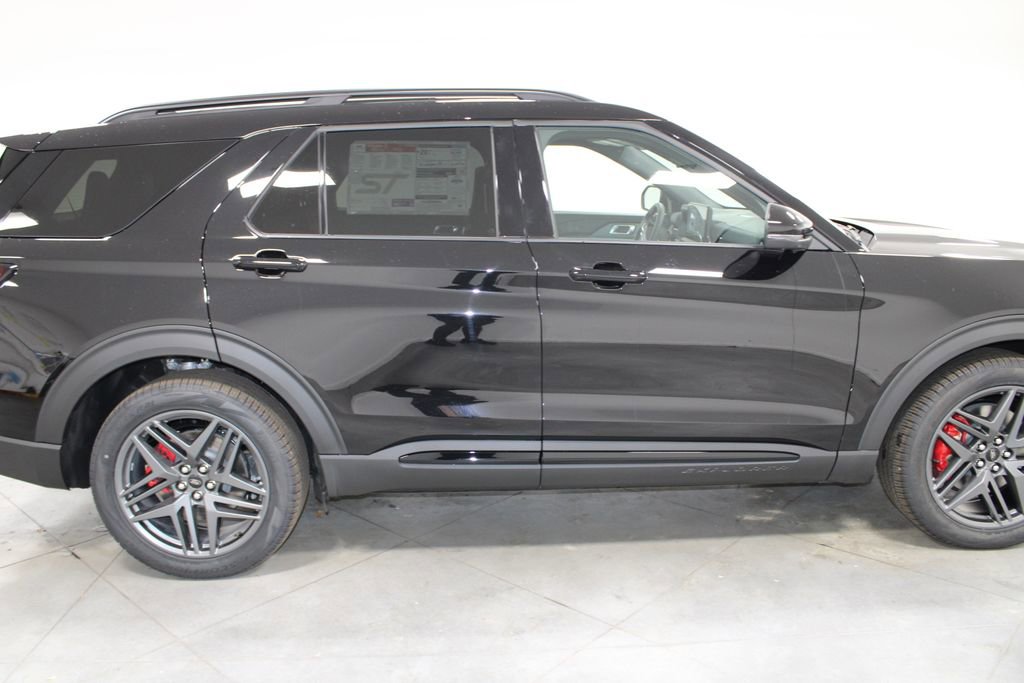 New 2026 Ford Explorer ST w/ Sun And Sound Package image 10