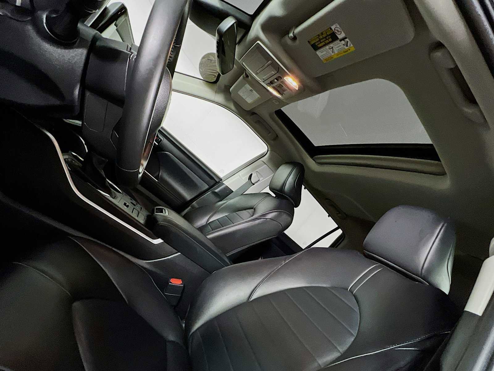 Used 2024 Toyota Highlander XLE image 22