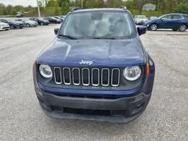 Used 2018 Jeep Renegade Latitude image 4