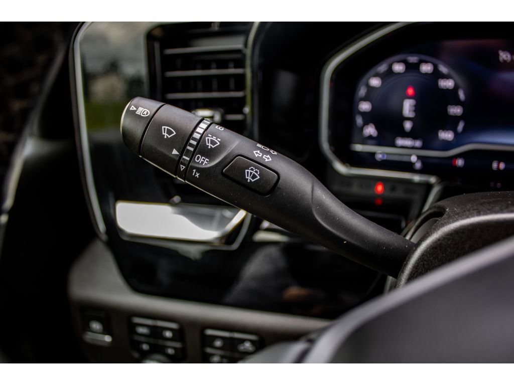 Used 2024 Chevrolet Silverado 3500 LTZ image 30