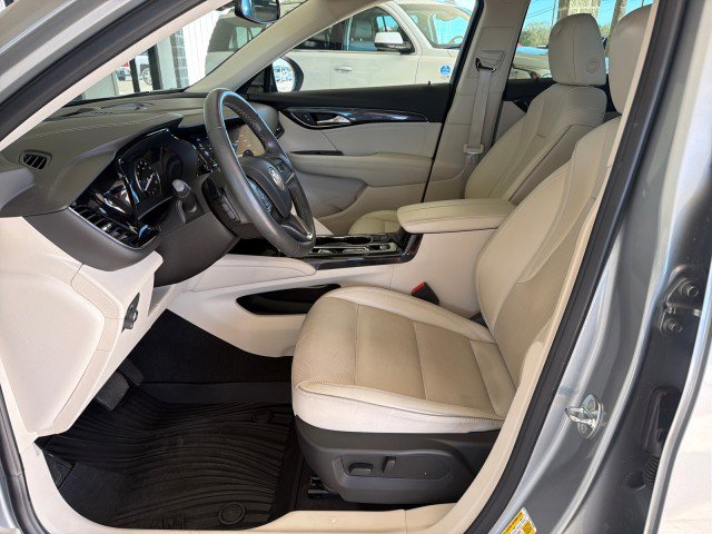 Used 2023 Buick Envision Essence image 14