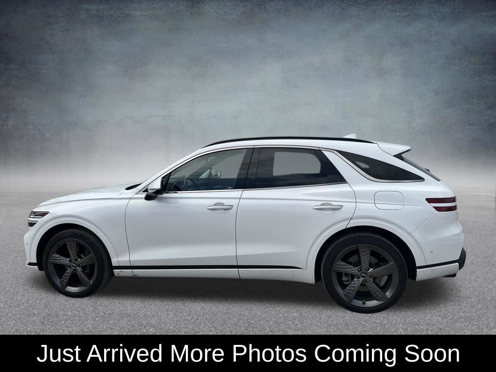 Used 2022 Genesis GV70 3.5T Sport w/ Sport Prestige Package video 2