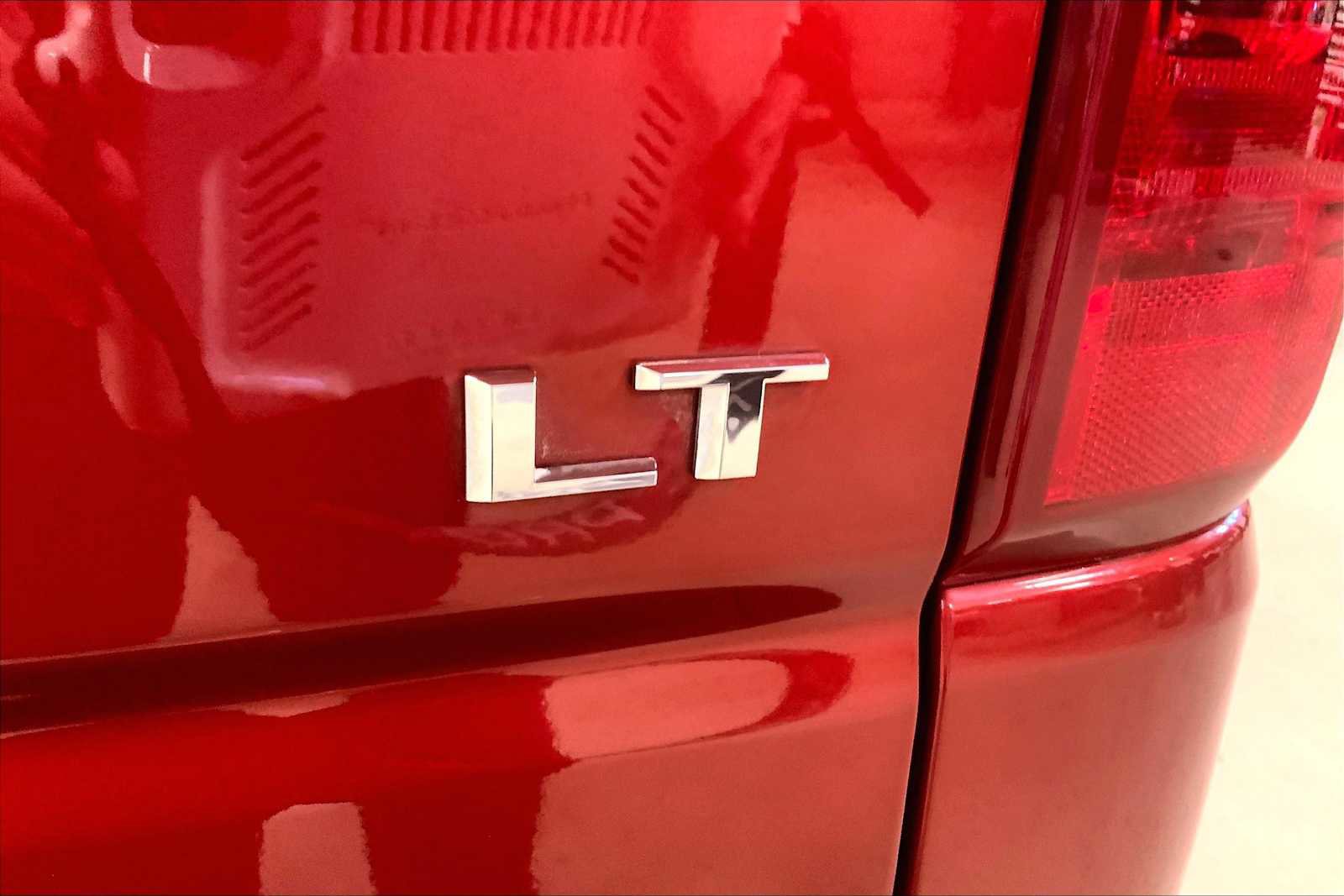 Used 2020 Chevrolet Silverado 1500 LT w/ All-Star Edition image 31