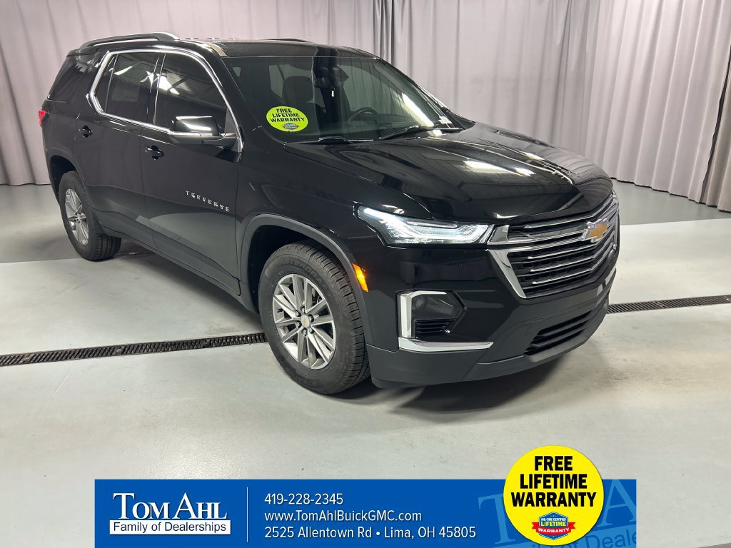 Used 2023 Chevrolet Traverse LT