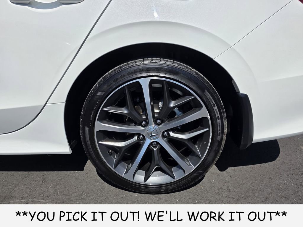 Used 2024 Honda Civic Touring image 10