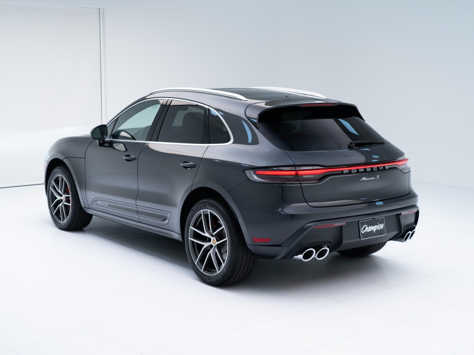 New 2026 Porsche Macan S AWD/4WD image 3
