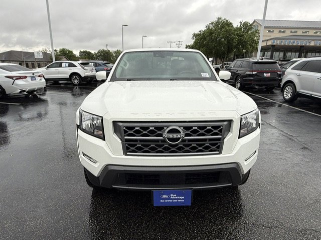 Used 2023 Nissan Frontier SV w/ SV Convenience Package image 2