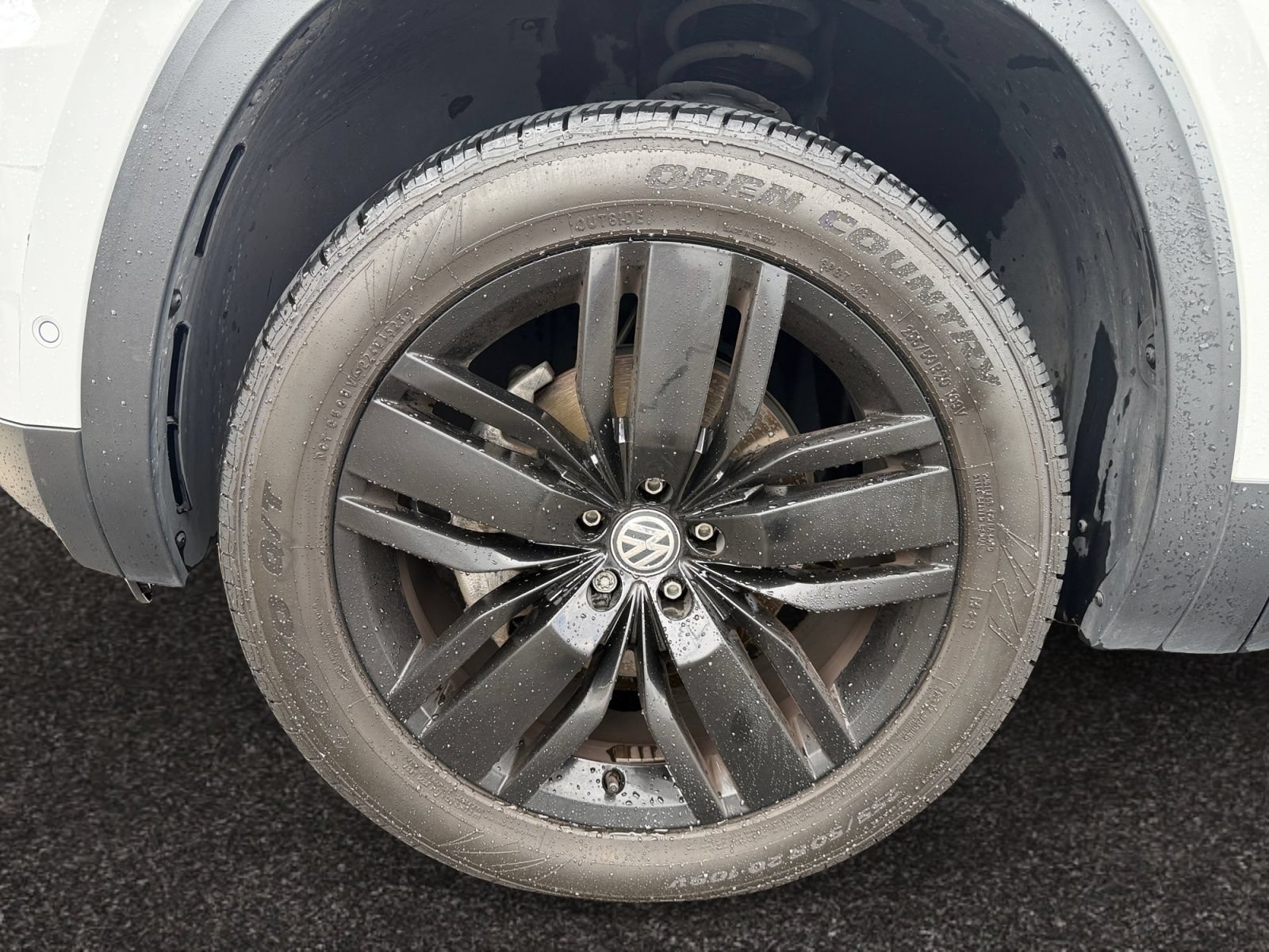 Used 2019 Volkswagen Atlas SEL Premium AWD/4WD image 14