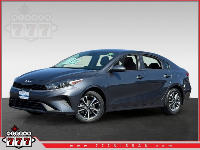 Used 2023 Kia Forte LXS FWD image 1