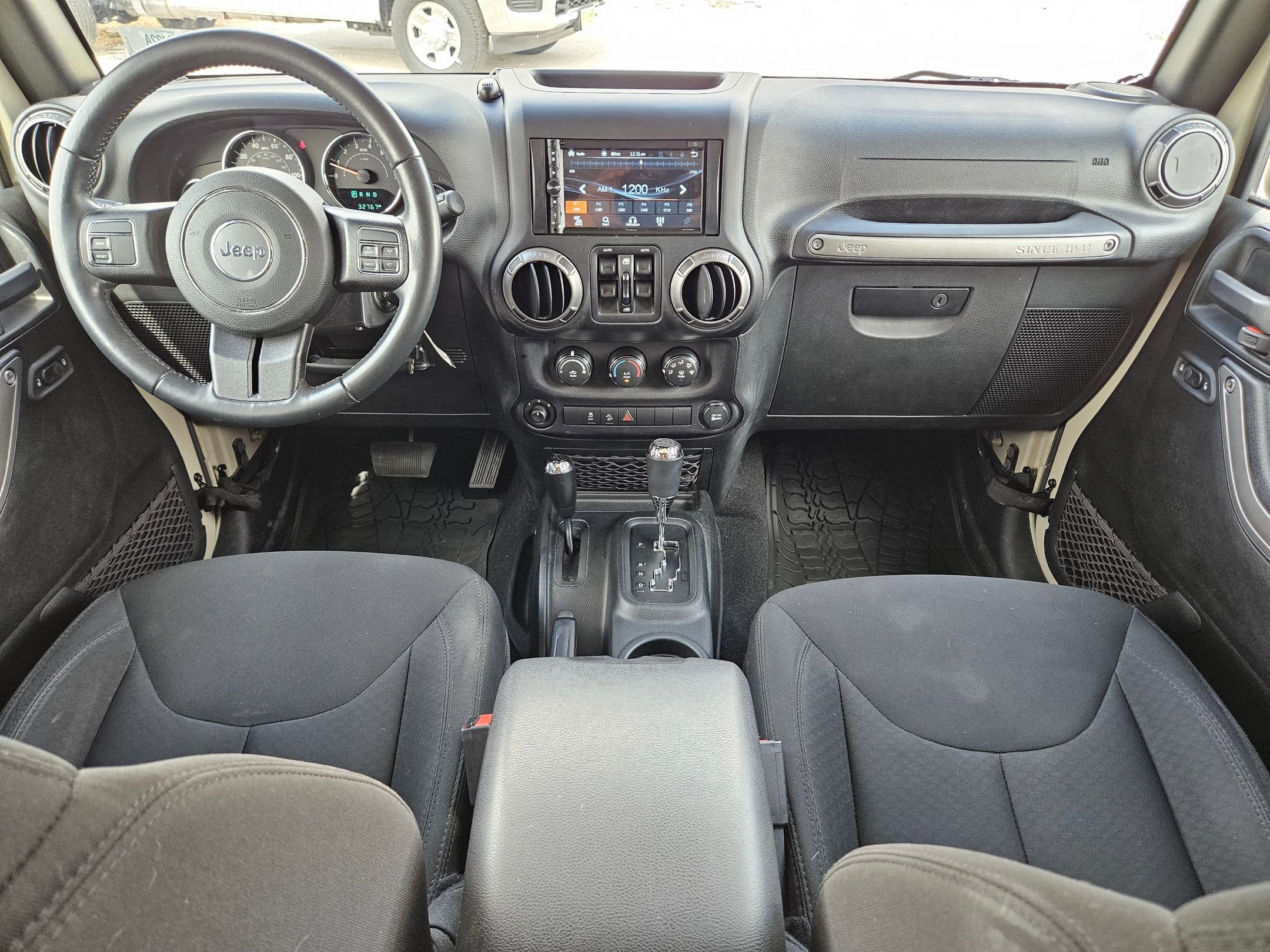 Used 2018 Jeep Wrangler Unlimited Sport S image 16