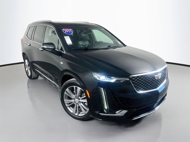 Used 2023 Cadillac XT6 Premium Luxury AWD/4WD image 2