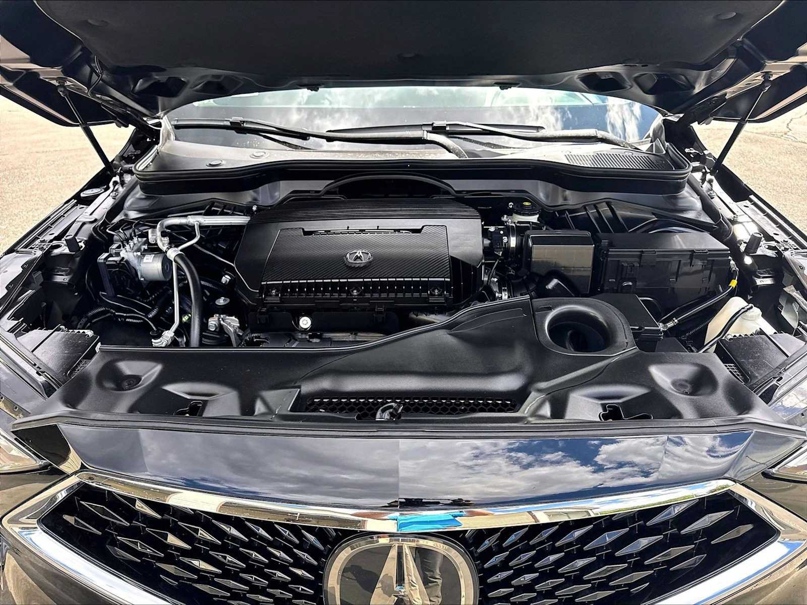 Used 2023 Acura MDX SH-AWD image 13