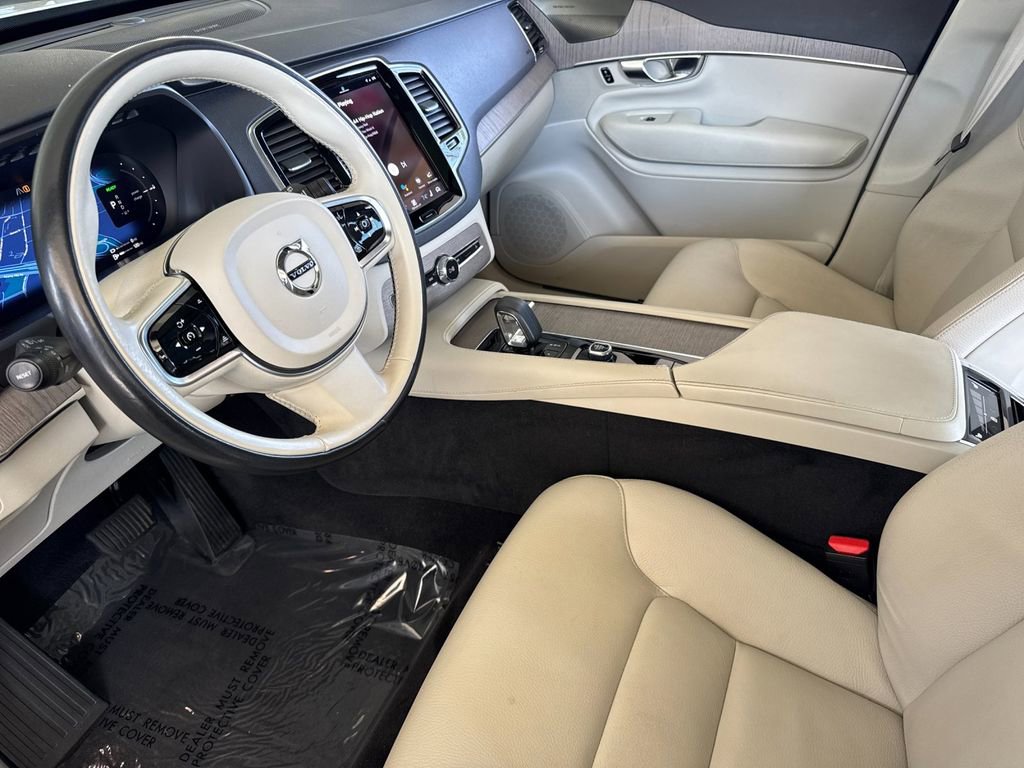 Certified 2023 Volvo XC90 T8 Plus w/ Protection Package Premier image 9